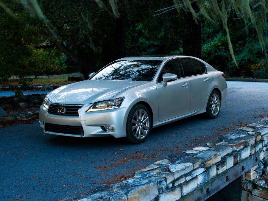  Lexus GS350 2011 года  (фото 1 из 99)